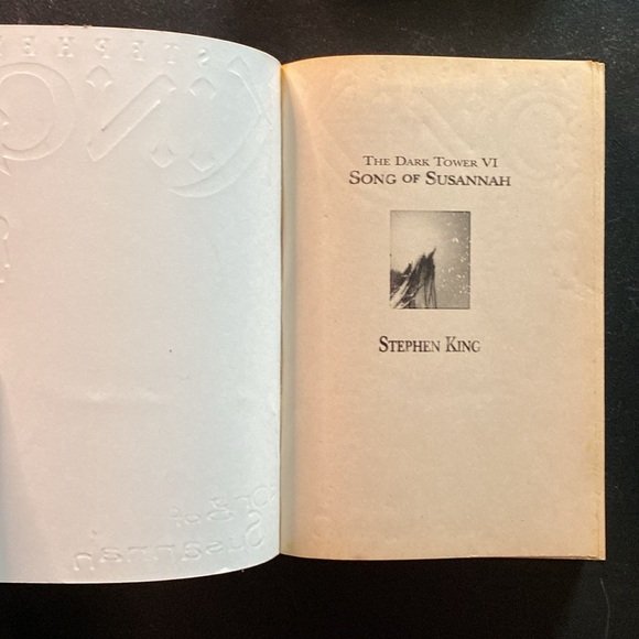 PAPERBACK Stephen King's Song of Susannah: The Dark Tower VI - Picture 2 of 7